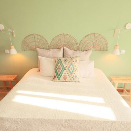 Apartamentos Ninho Das Gaivotas อัลบูเฟรา ภายนอก รูปภาพ
