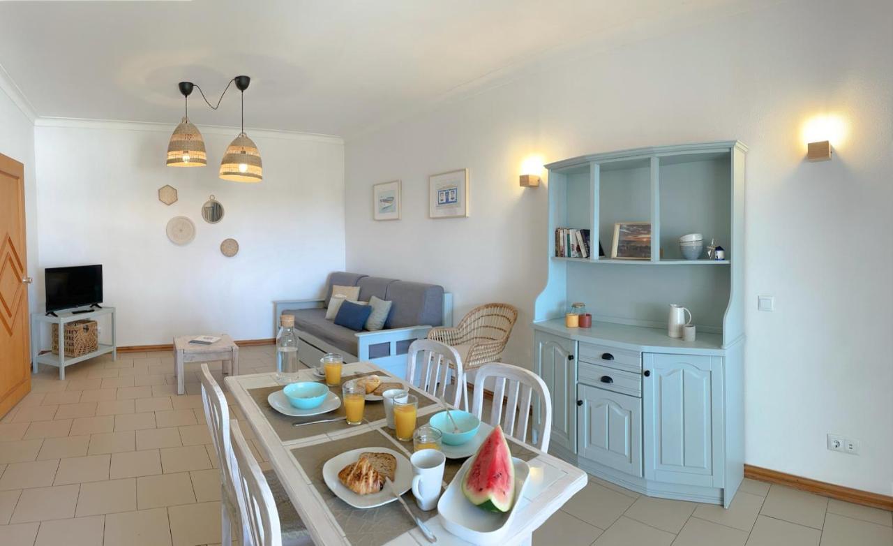 Apartamentos Ninho Das Gaivotas อัลบูเฟรา ภายนอก รูปภาพ