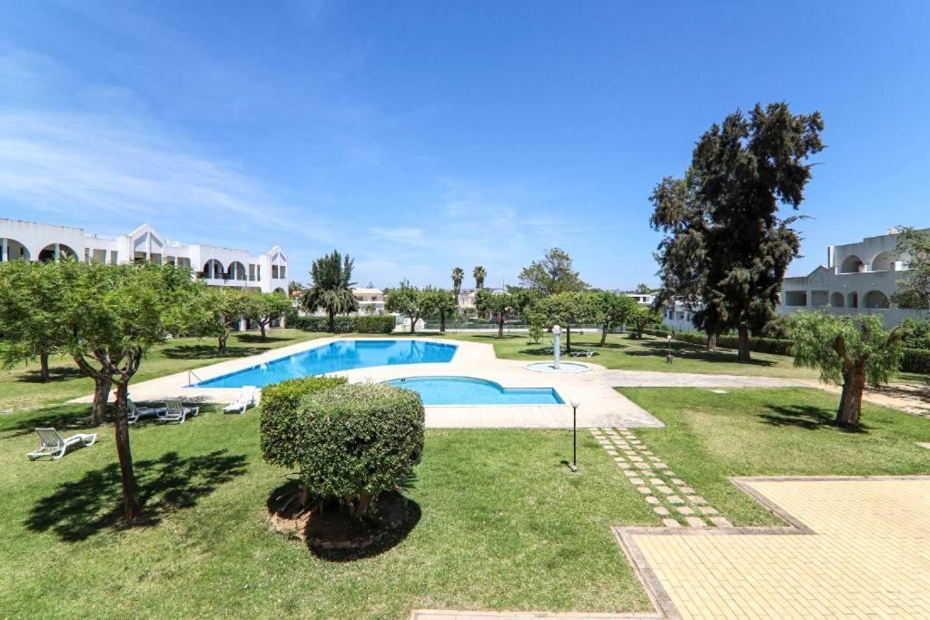 Apartamentos Ninho Das Gaivotas อัลบูเฟรา ภายนอก รูปภาพ