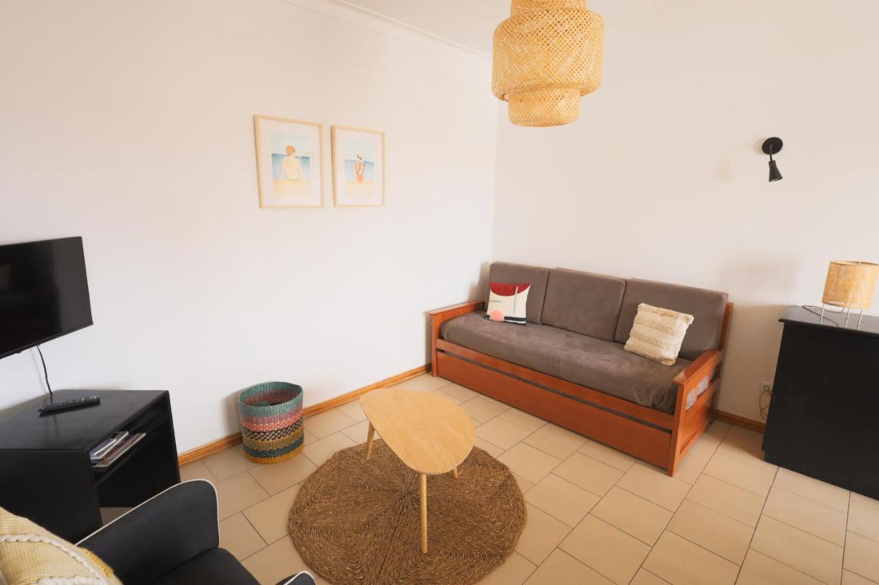 Apartamentos Ninho Das Gaivotas อัลบูเฟรา ภายนอก รูปภาพ